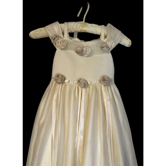 Cinderella Girls Sz. 5 Ivory 3D Roses Party/Wedding/Easter Dress - Picture 9 of 11